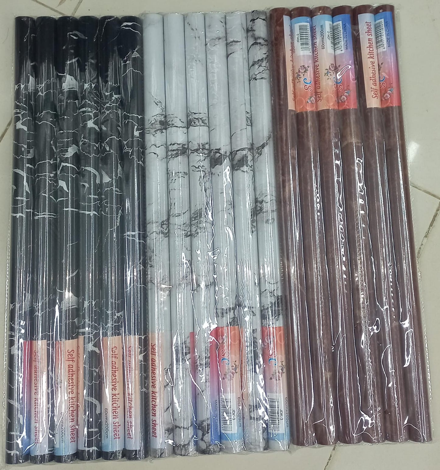 Self-adhesive Marble Roll